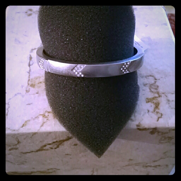 Lia Sophia | INVITE ONLY Bracelet