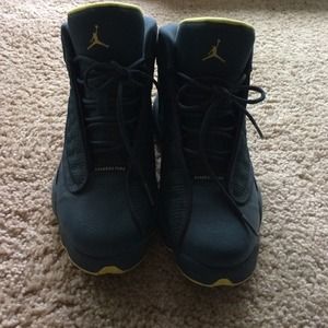 Jordans. Size 6.5