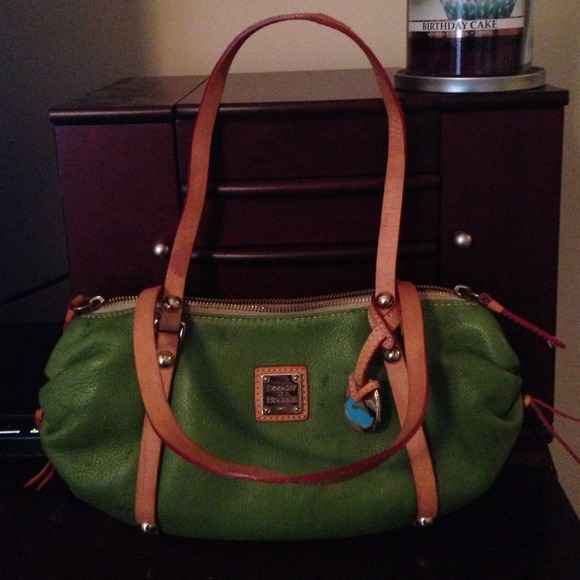 💯 Authentic Dooney & Bourke Small handbag
