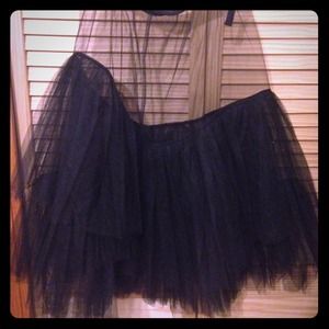 BCBGMAXAZRIA Tulle Skirt