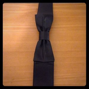 Black Bow Belt