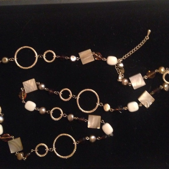 Retired Lia Sophia necklaces