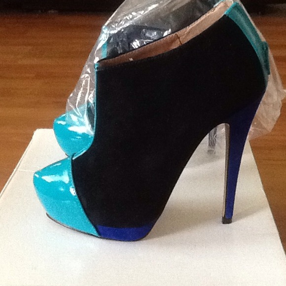 ✂Reduced✂ New Aldo Heels *NWb* - Picture 2 of 4