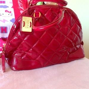 Red maxx new york signature handbag