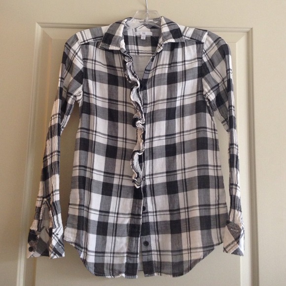 Gap Ruffle Front Button Down Top