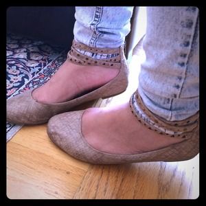 American Eagle Strapped Ballerina Flats