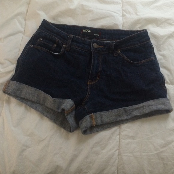High waisted urban shorts