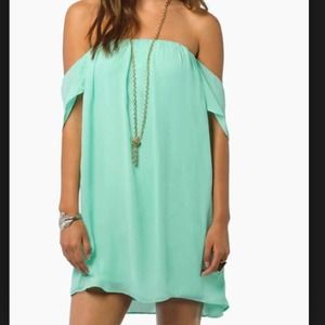 Off shoulder Tobi large pastel peach dress chiffon