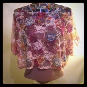 Flowy lace floral print crop top