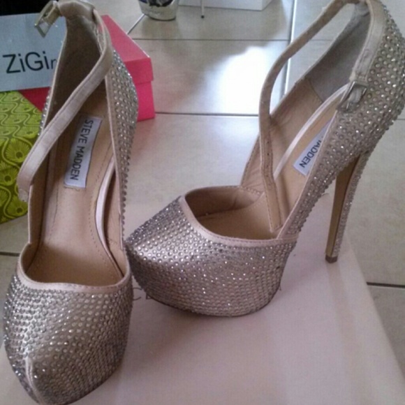 Shoe