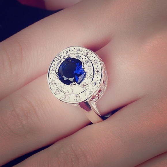 💍Stunning SS ring with Swarovski elements💍
