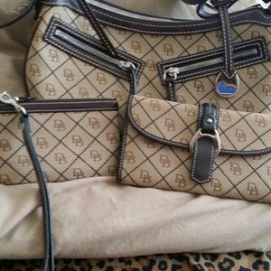 Authentic Dooney & Bourke Bundle