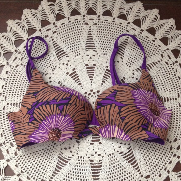 Victoria's Secret Push Up Bra