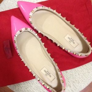 Hot pink studded flats NEW