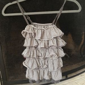 Ruffles Abercrombie tank top