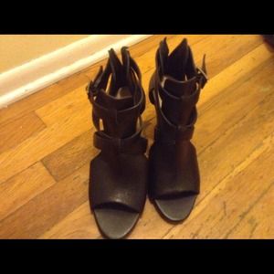 Steve Madden sandals