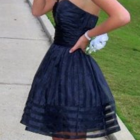 ***REDUCED****Black Betsy Johnson formal dress - Picture 2 of 4