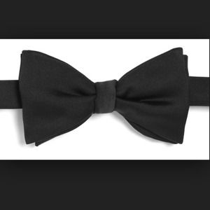 Plain black bowtie