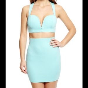 WOW COUTURE Solid Retro Inspired Ensemble