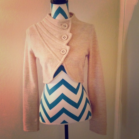 Anthropologie by sparrow cropped beige sweater