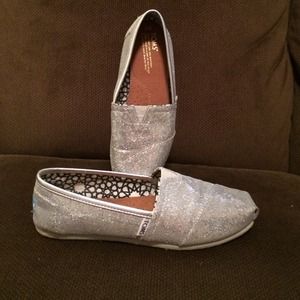 TOMS silver glitter