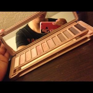 Naked3 palette