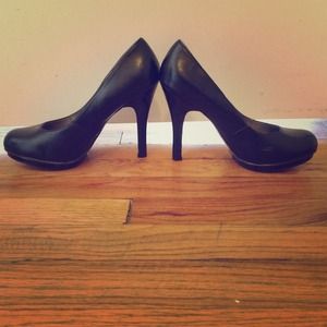 💥SALE💥 Perfect Black Heel