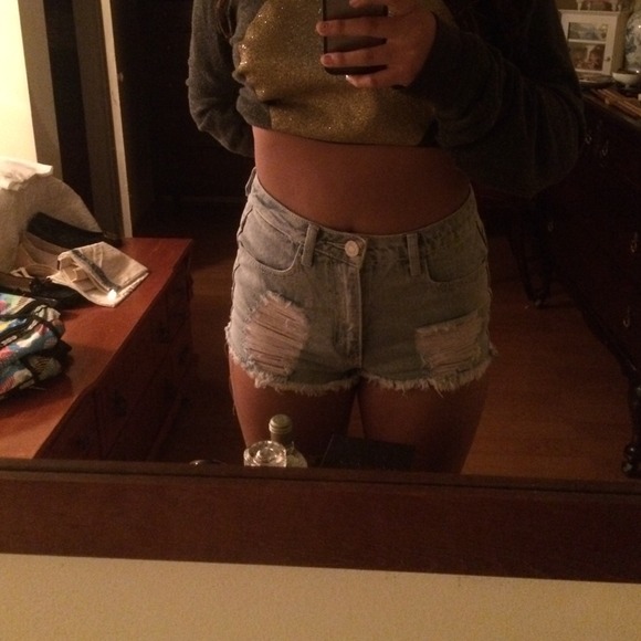Cute high waisted shorts - Picture 3 of 4