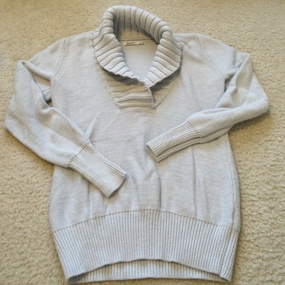 Grey Old Navy Sweater