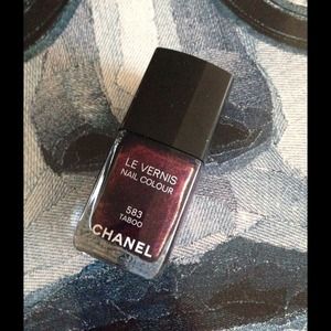 Chanel Taboo Nail Polish