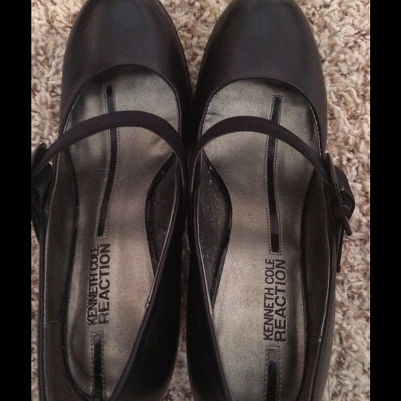 Kenneth Cole shoes