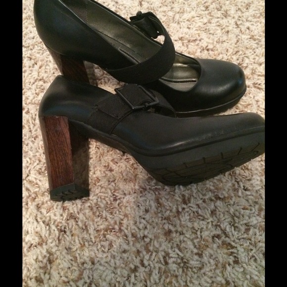 Kenneth Cole shoes - Picture 3 of 4