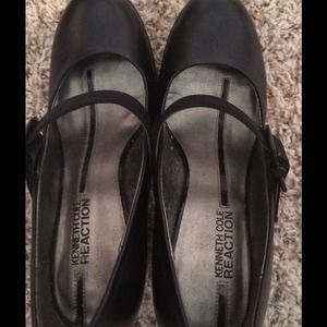 Kenneth Cole shoes