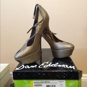 Sam Edelman • Nivan Platform Heels (Aged Metal)