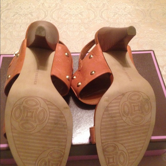 Audrey Brooke Sandals - Picture 3 of 3