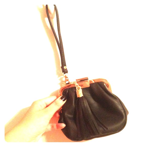 Black and Gold Wristlet!