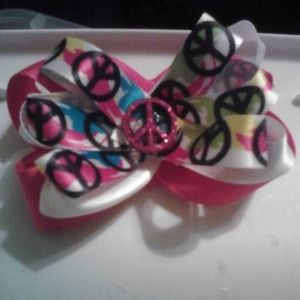 Hair bow