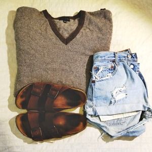 Oversized brown sweater
