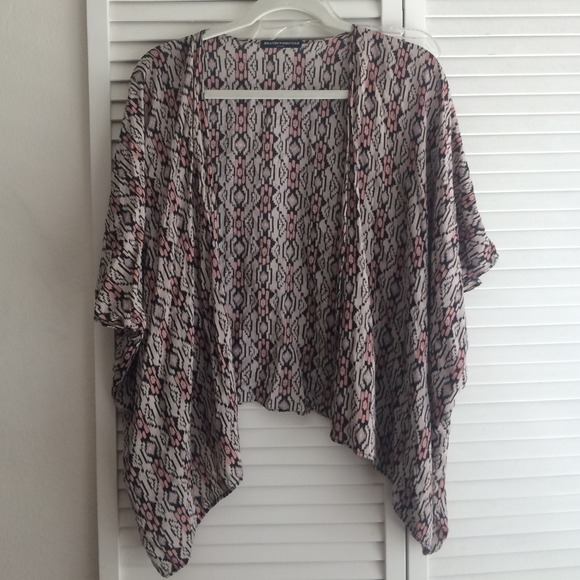 patterned kimono from Brandy Melville