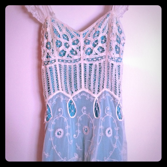 Adorable betsey johnson aqua blouse