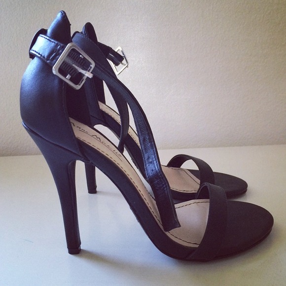 Anne Michelle Shoes - Strappy shoes