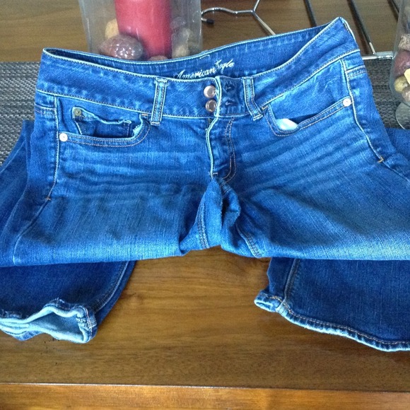 American Eagle Artist Jeans Size 8 Short