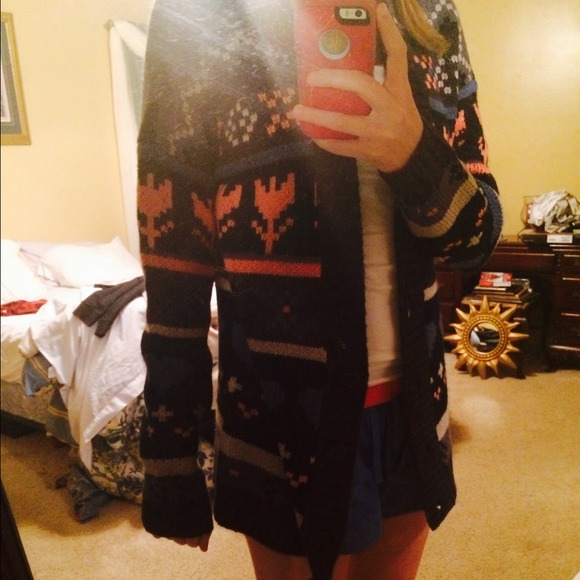 🌟Cute Pacsun Sweater!🌟 - Picture 2 of 3