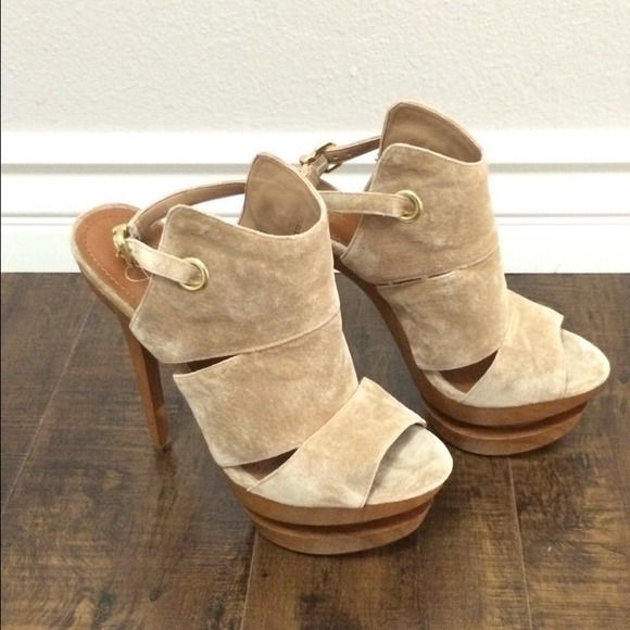 💕Reduced! Suede Caramel Booties BNWB