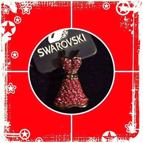 ⚡Reduced⚡💃Swarovski red dress pin