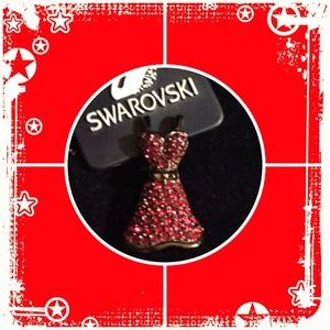 ⚡Reduced⚡💃Swarovski red dress pin