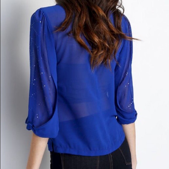 🔴 The "Celeste" Blouse - Picture 2 of 4