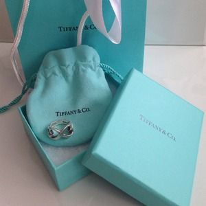 Tiffany & Co. Double Loving Heart Ring Size 4.5