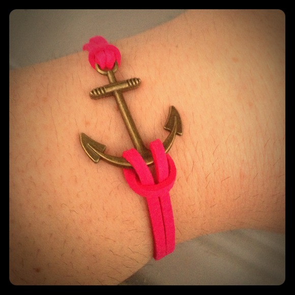 Jewelry - Dark Pink Anchor Bracelet✨2 available✨
