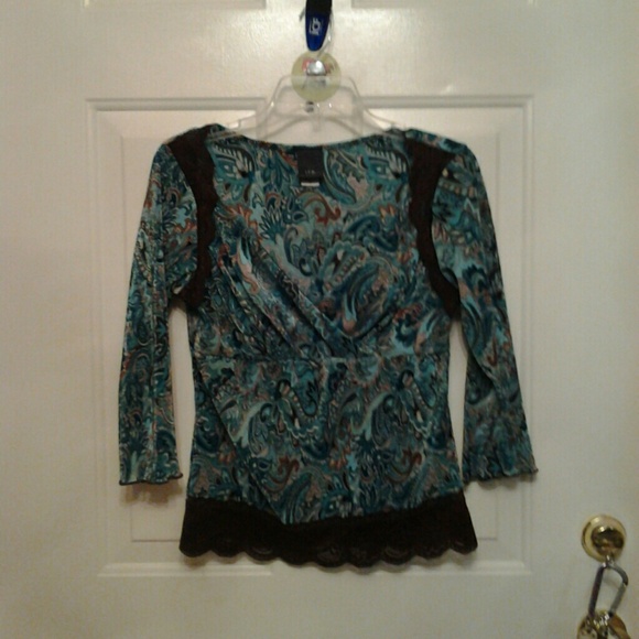 Turquoise/brown top
